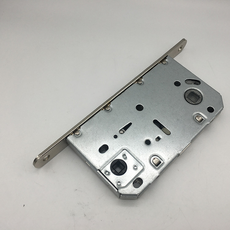 c&oacute;mo reemplazar la cerradura de embutir