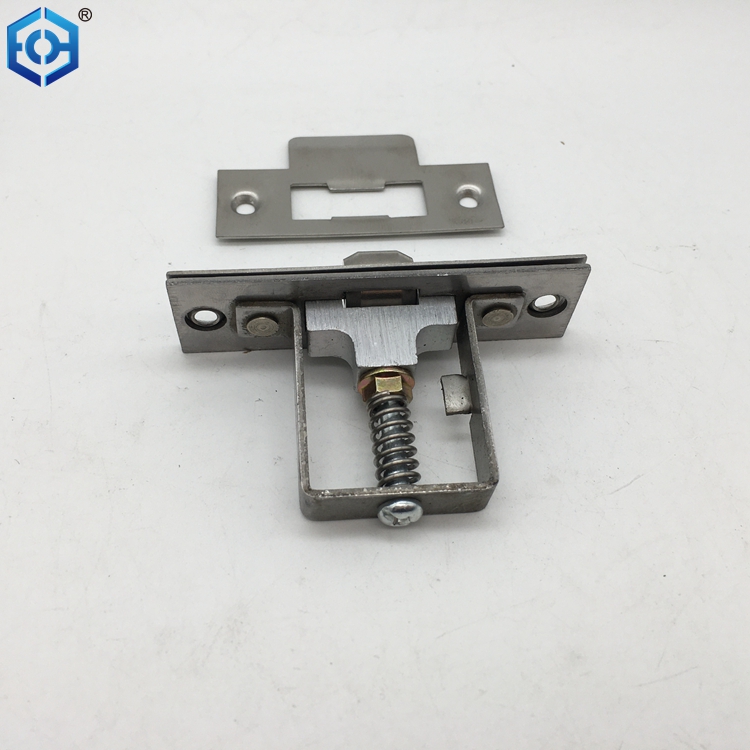 captura de la bola de la puerta del gabinete