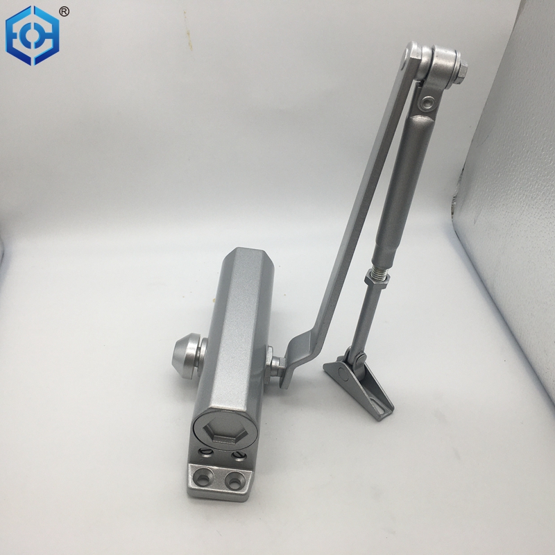 ECH PUERTA M&Aacute;S CERNADO