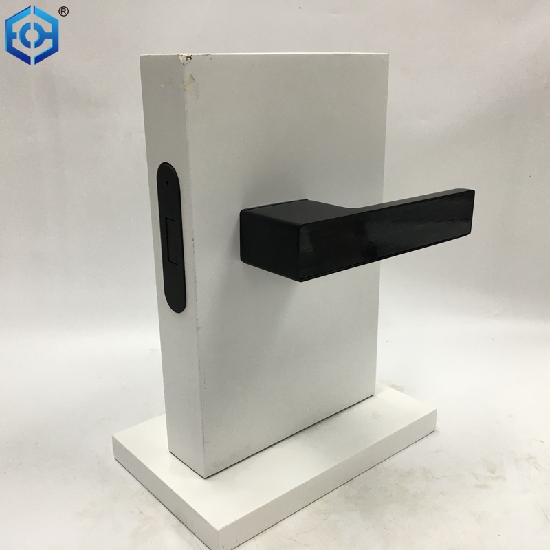 cerradura de puerta silenciosa