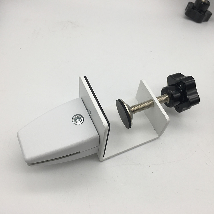 Abrazadera de panel ajustable