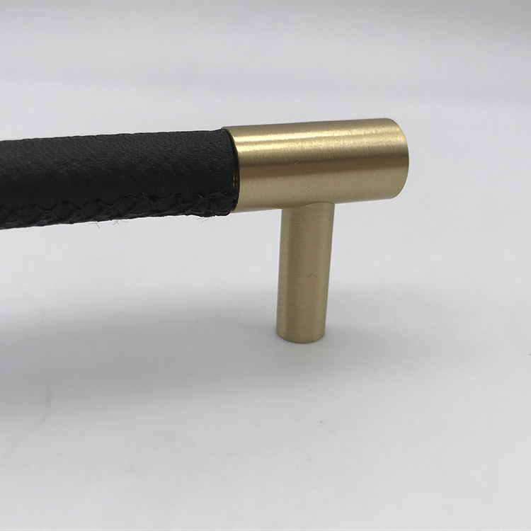 tiradores de lat&oacute;n cepillado