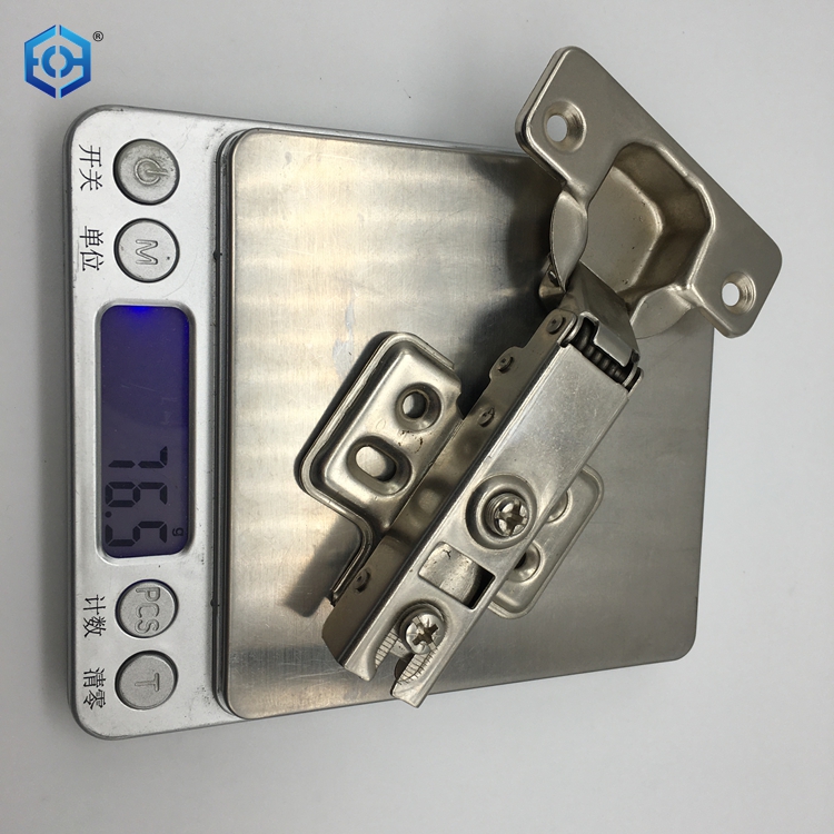 Bisagras del armario de la cocina