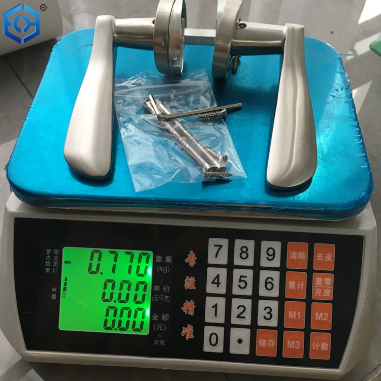 manijas de lat&oacute;n antiguas