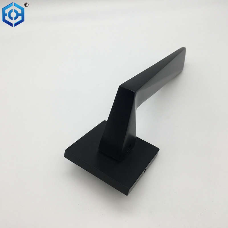 Manijas de la puerta de peltre