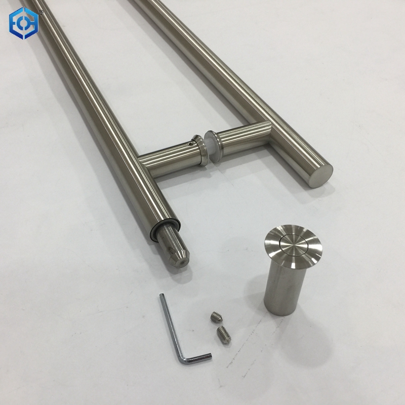 Tirador de escalera con cerradura de diseño, de acero inoxidable cepillado, 52-7/8" 