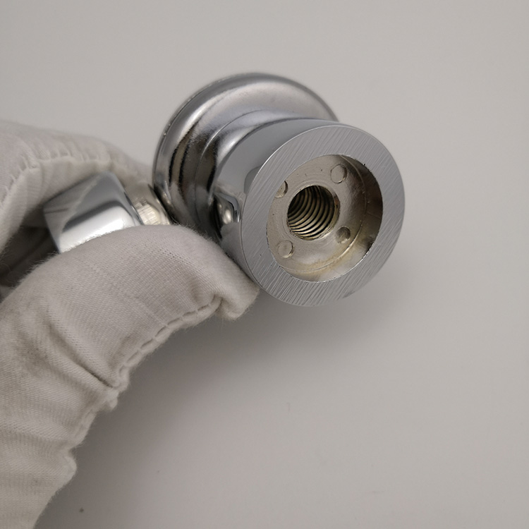 proyecto de puerta tap&oacute;n jysk