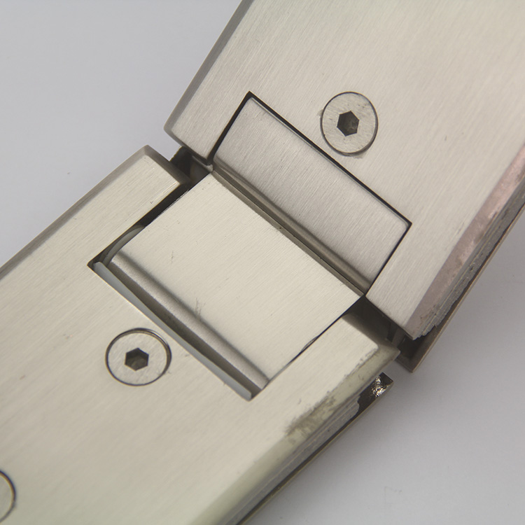 abrazaderas de vidrio cromado para escaleras