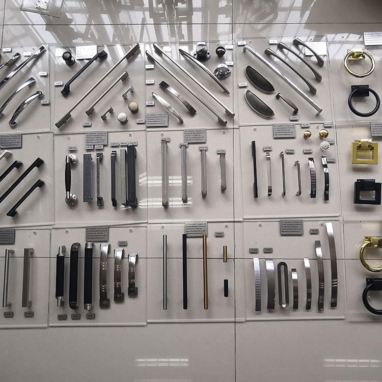 manija de los muebles