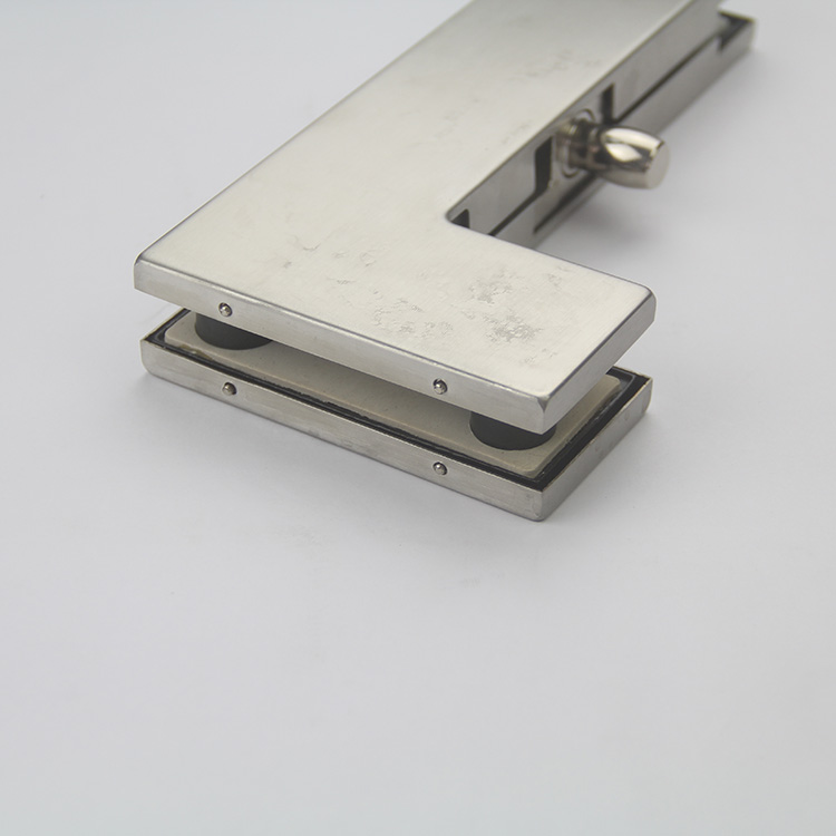 cristal de abrazadera de ara&ntilde;a