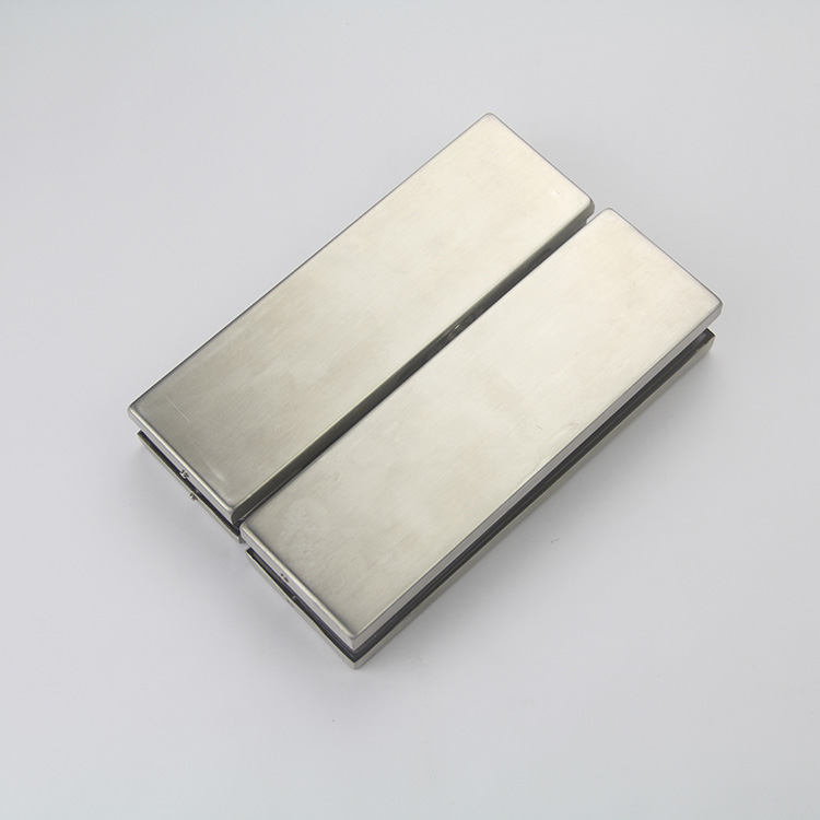 abrazaderas de vidrio de lat&oacute;n