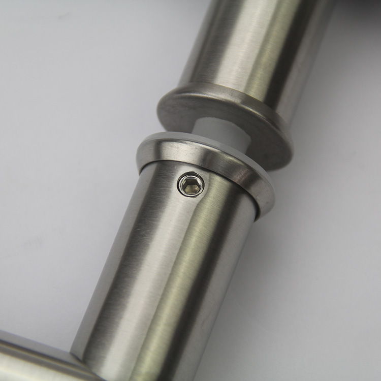 reemplazo de pantalla retr&aacute;ctil emco