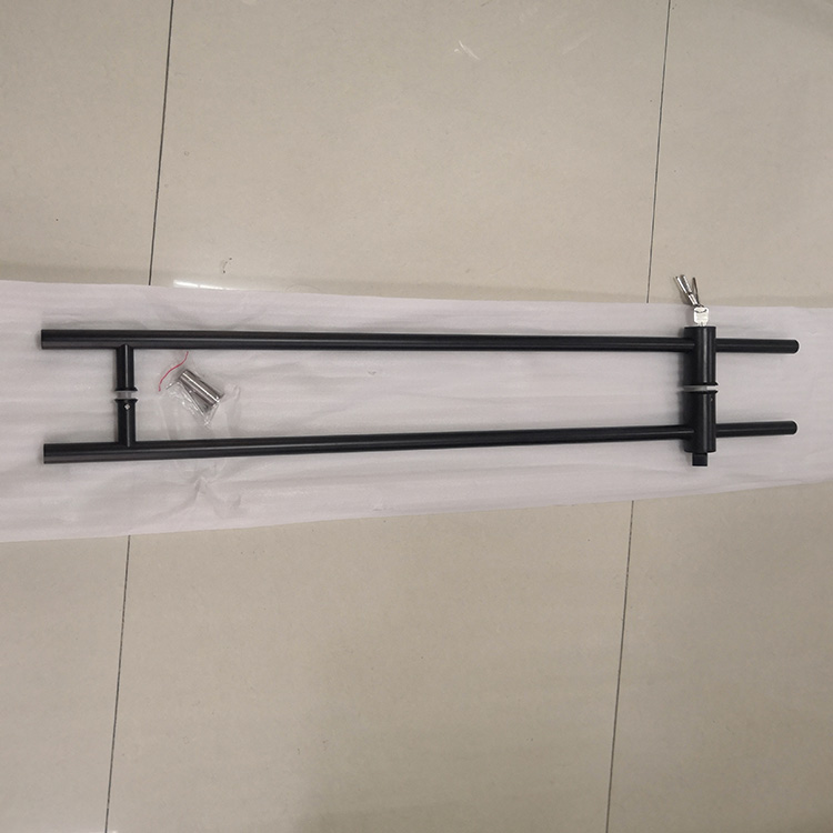 tirar de la cerradura de la manija