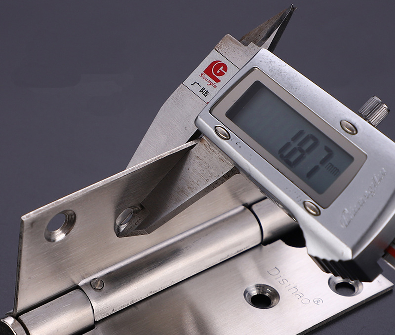 11413917647_700592700